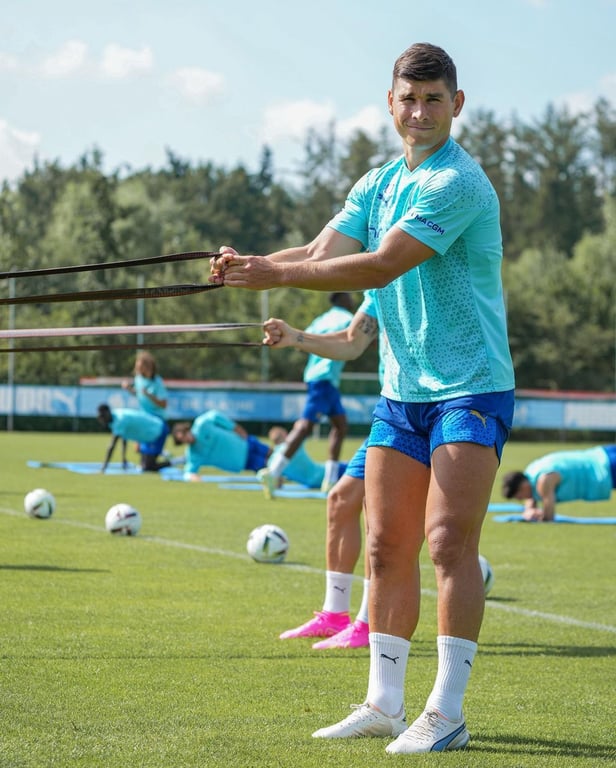 Руслан Малиновский