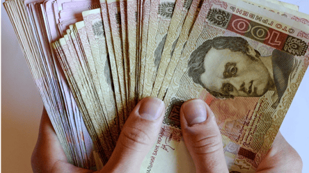 Мінімальна пенсія в Україні — у кого виплати не зростатимуть - 285x160