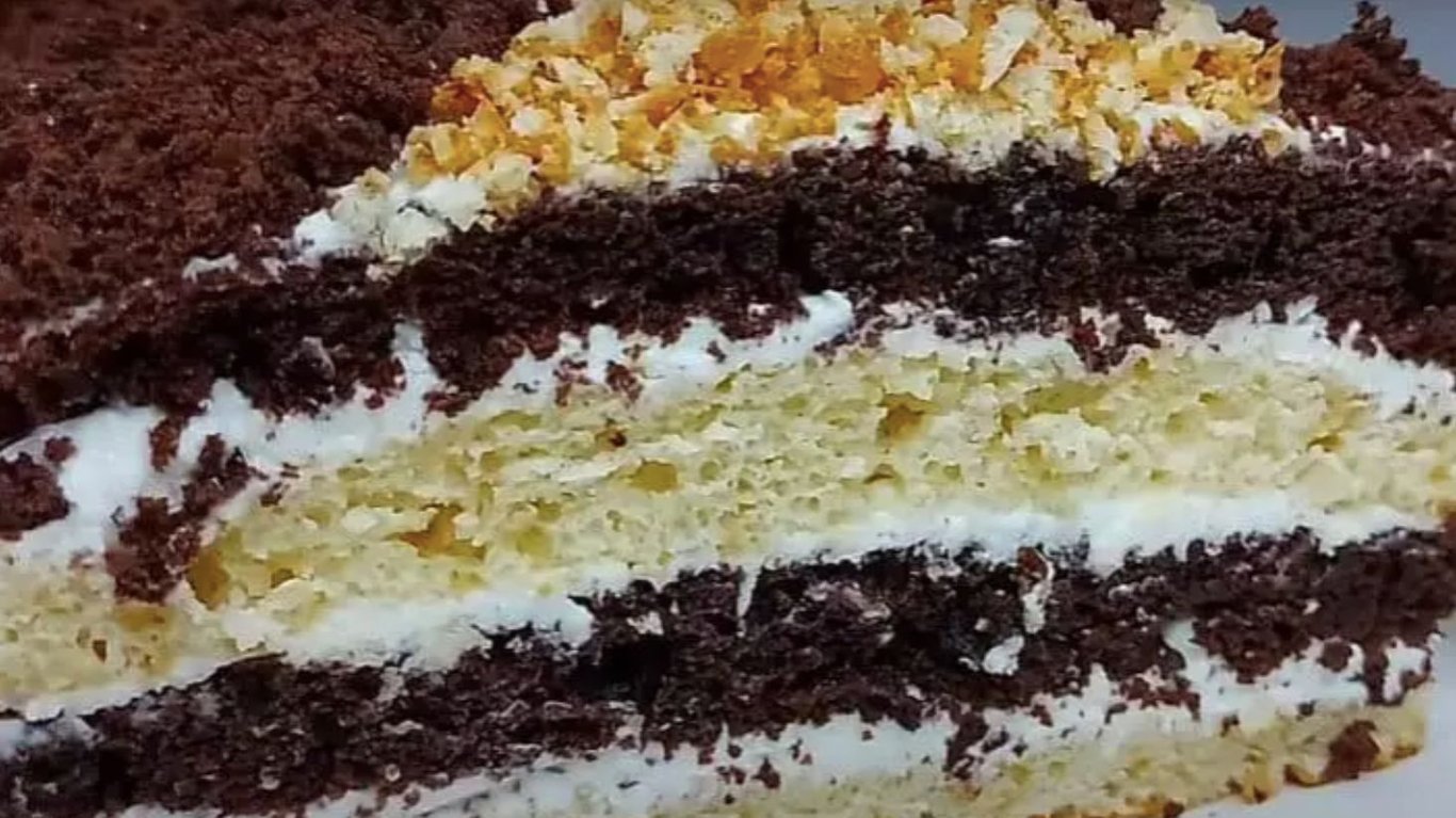 рецепт смачного торта в міру вологий та солодкий 