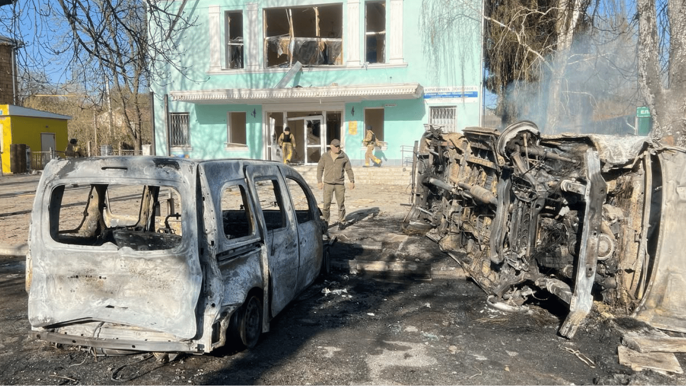 Взрывы в Сумской области — оккупанты нанесли ракетный удар