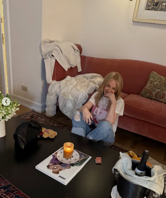 Дизайнери захопилися вітальнею Кайлі Міноуг — що вразило (фото) - фото 2