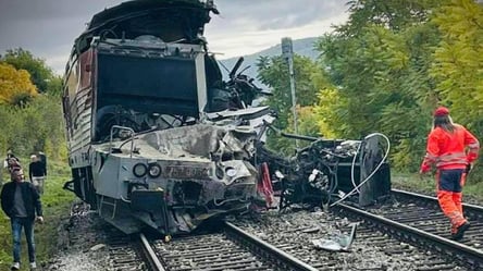 В Словакии столкнулись скоростные поезда — десятки людей ранены - 285x160