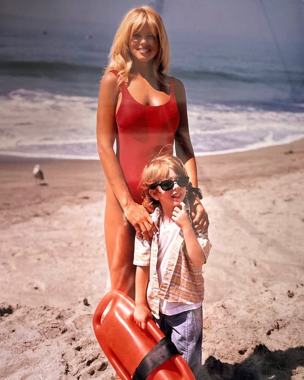 Донна Д'Ерріко у Рятувальниках Малібу - фото