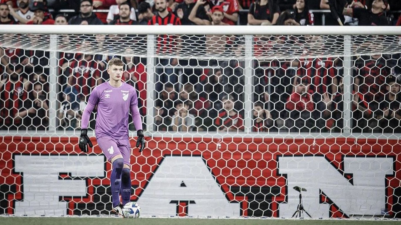 Максим Воронов