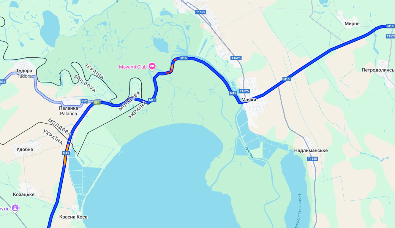 Затори на трасі Одеса-Рені — рух ускладнено на виїзді з країни - фото 1