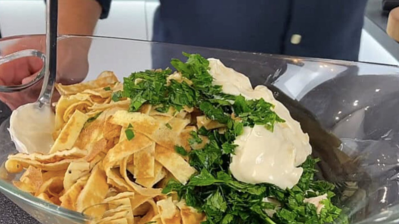 рецепт салату з курячим філе