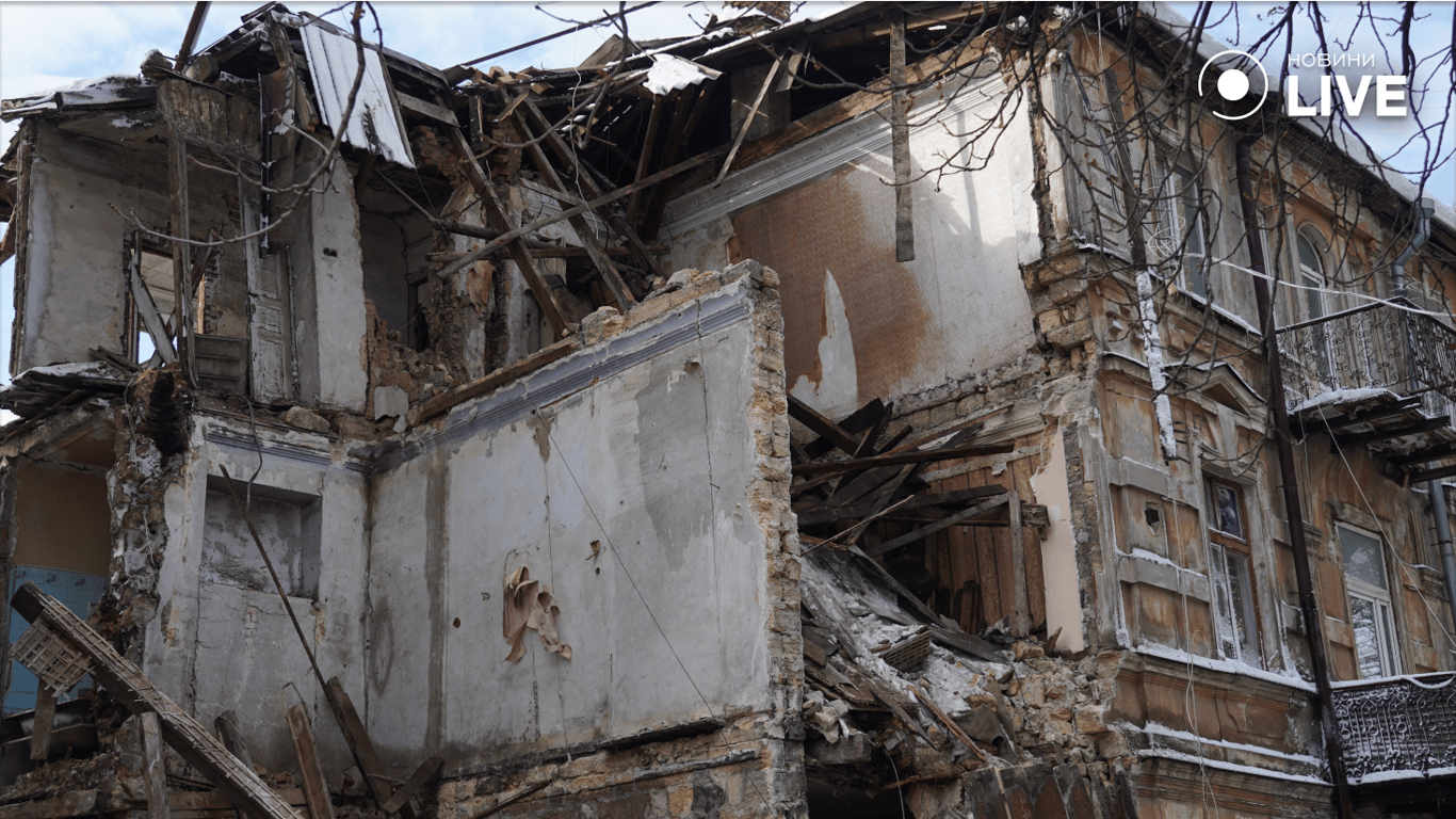 У центрі Одеси обвалилася частина житлового будинку — подробиці
