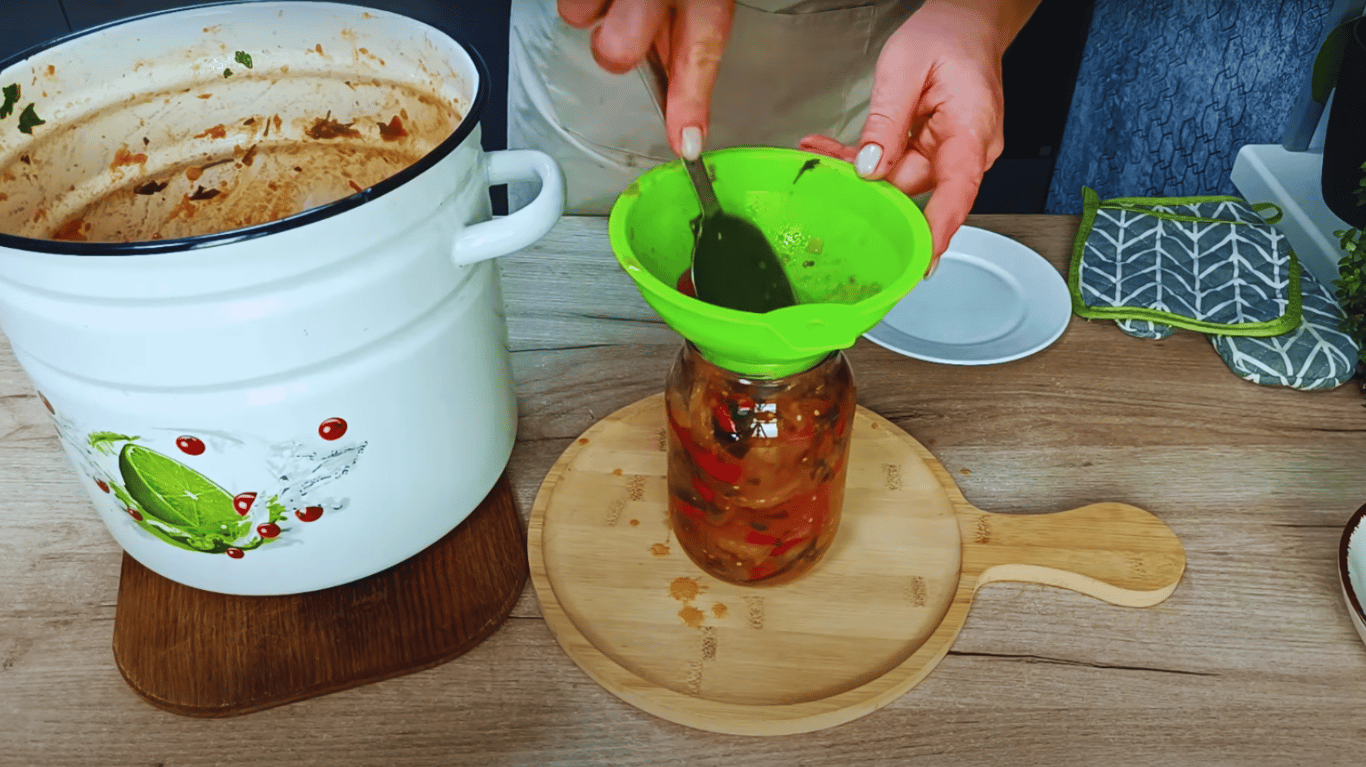 рецепт салату з баклажанами на зиму