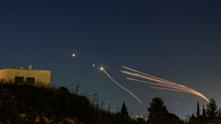 США сбили беспилотники на подлете в Израиль - 285x160