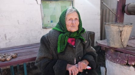 Пішки вийшла з окупації — померла 98-річна Лідія Ломіковська - 285x160