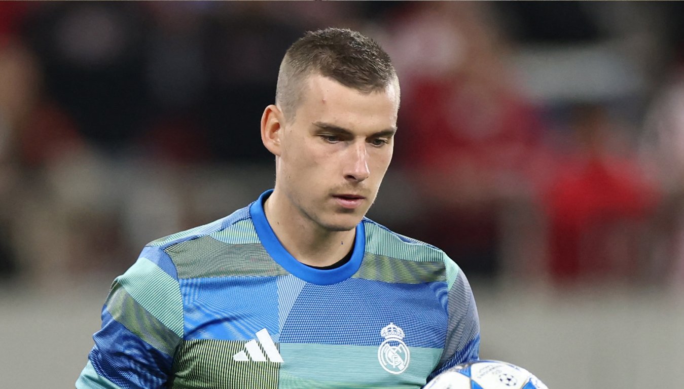 Андрей Лунин