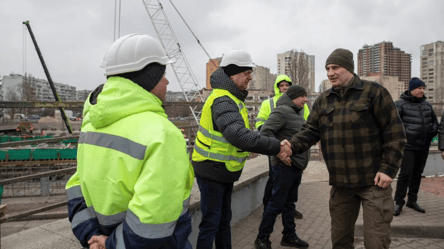 Без капітального ремонту 40 років — в Києві відновили два мости - 285x160