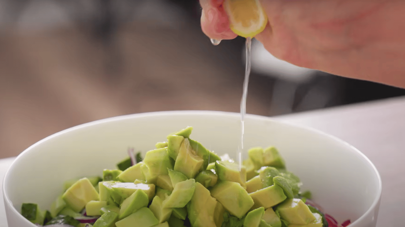 avocado veggie salad