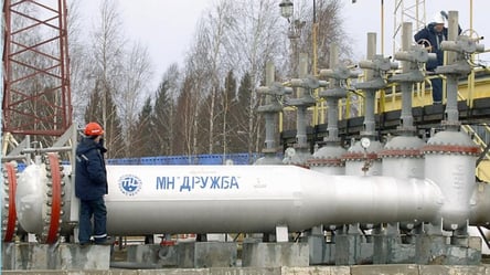 Россияне заявляют о взрыве на нефтепроводе "Дружба" - 285x160