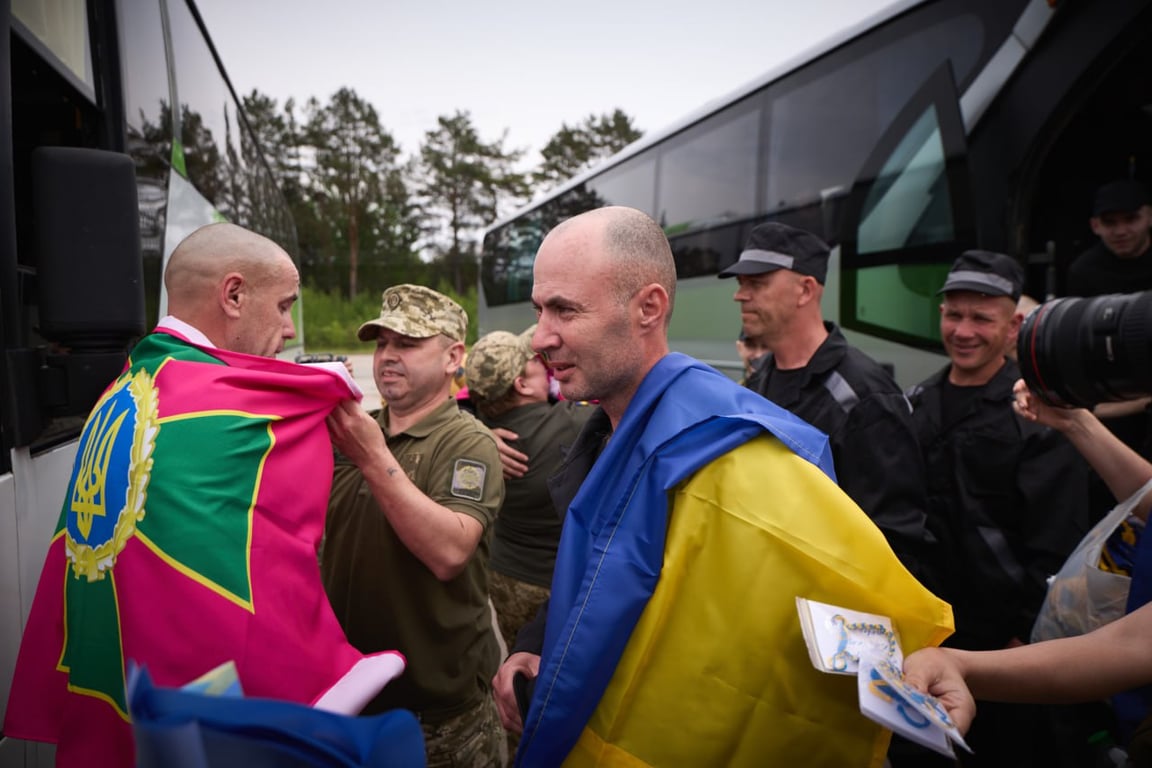 Українські воїни, яких повернули з полону 25 травня