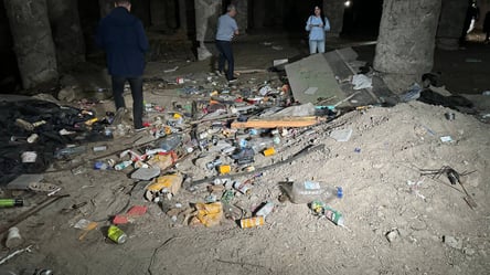 Подтопление и горы мусора — может ли провалиться Почтовая площадь в Киеве - 290x166