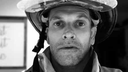 Ексчоловік Анджеліни Джолі здивував професійними навичками пожежника - 285x160