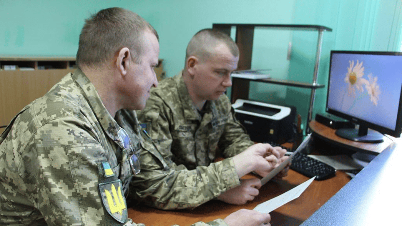 Юристка объяснила, как военнообязанные украинцы могут уточнить свои данные