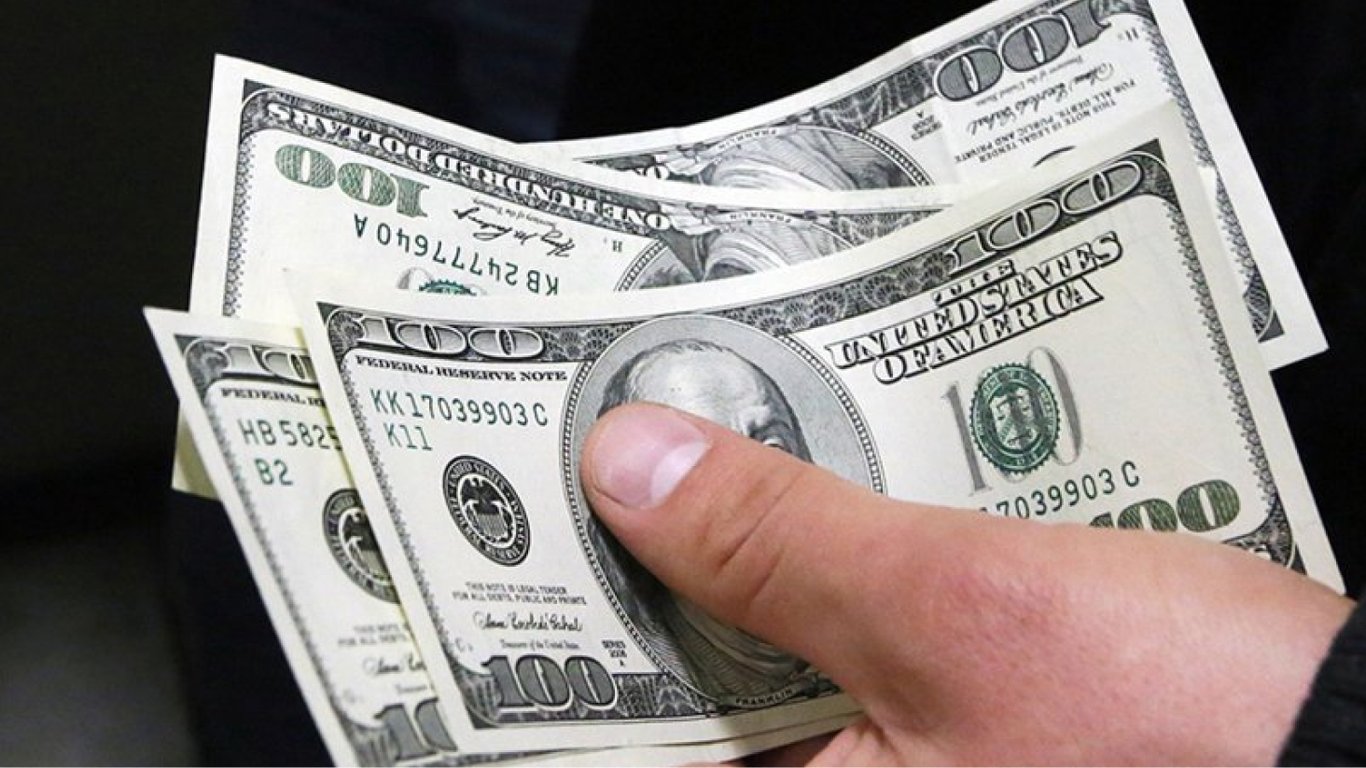 ПриватБанк попередив про зміни щодо обміну валют