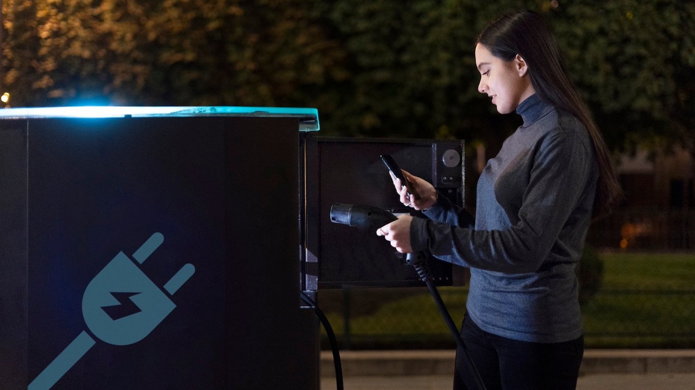 Як кіберзлочинці використовують зарядні станції для електромобілів