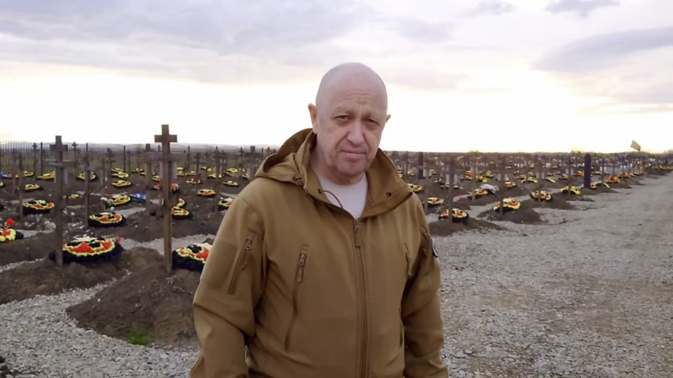 Пригожин открыл в Екатеринбурге новое кладбище "вагнеровцев"