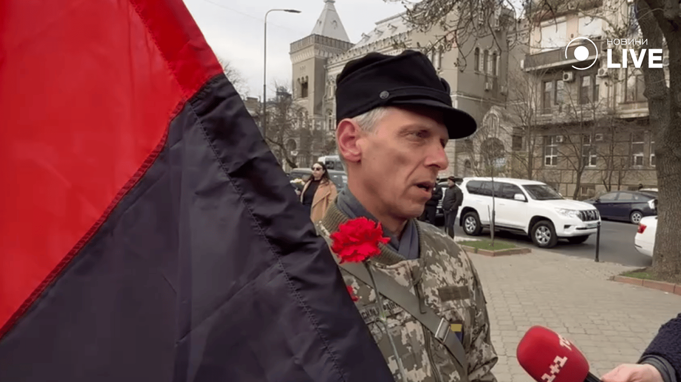 Прощание с убитым в Одессе Ганулом - фото 2