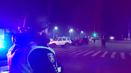 Взрыв в Николаеве может быть терактом, — Зеленский - 285x160