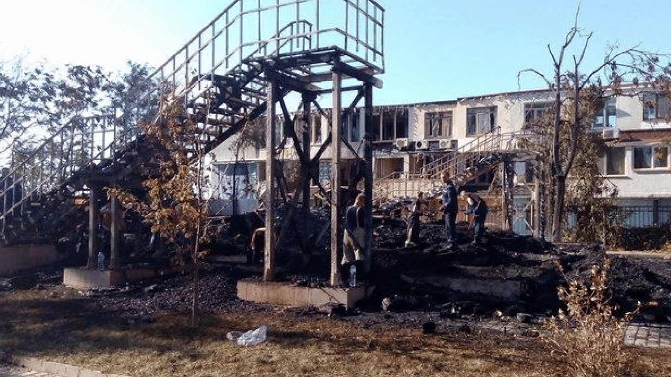 Пожежа у таборі "Вікторія"
