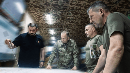 РФ продовжує чинити тиск: Сирський відвідав військові частини - 304x171