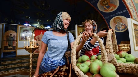 Коли українці святкуватимуть Яблучний Спас 2024 — нова дата, звичаї та заборони - 285x160