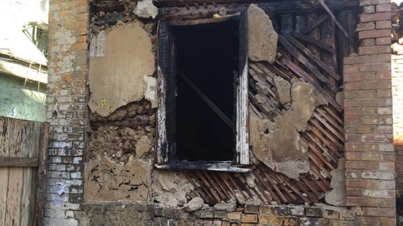 В Киеве снова уничтожают историческое здание: что построят взамен