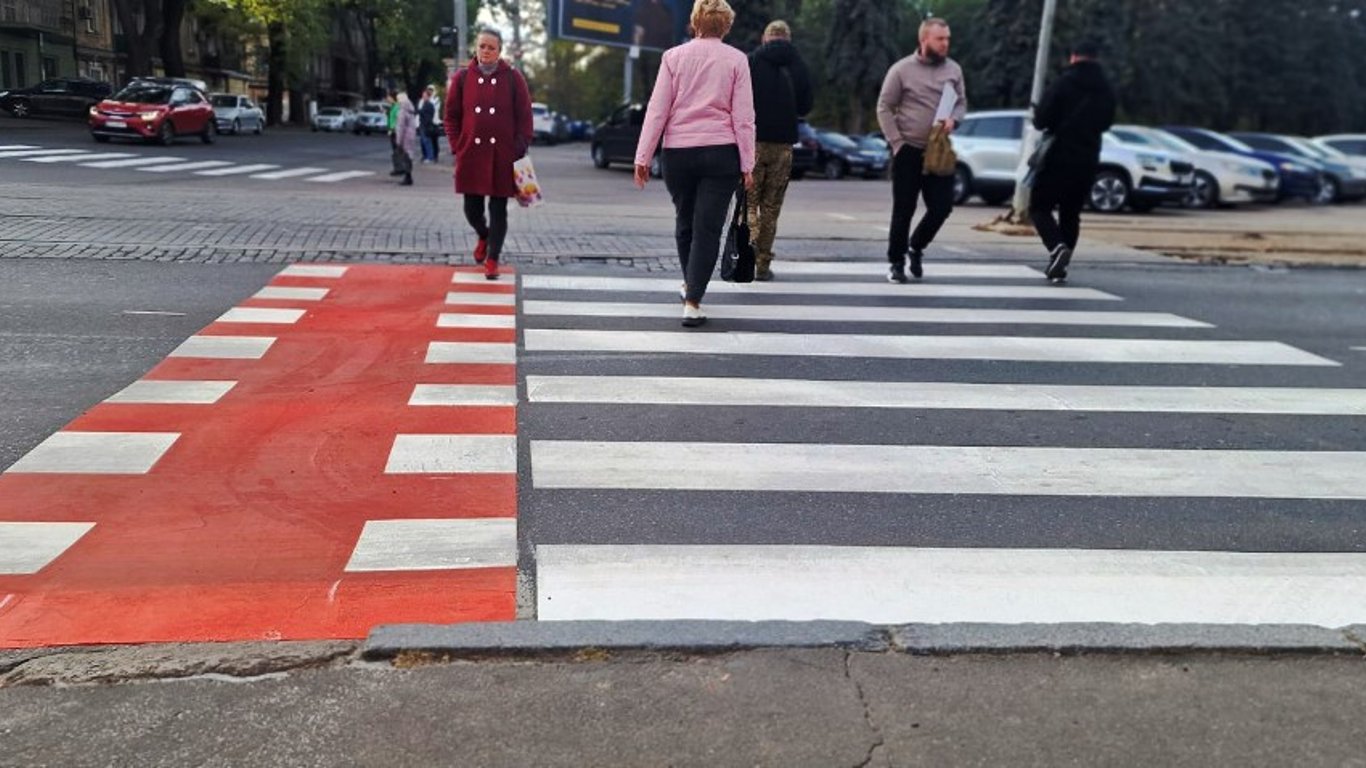 Оптимизация дорожного движения — в Одессе обновили разметку