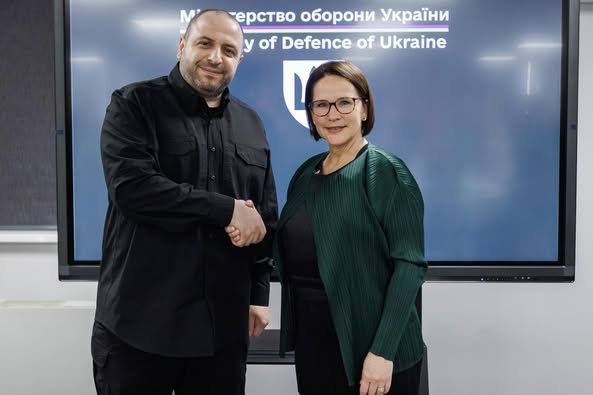 зустріч Умєров з міністеркою оборони Люксембургу