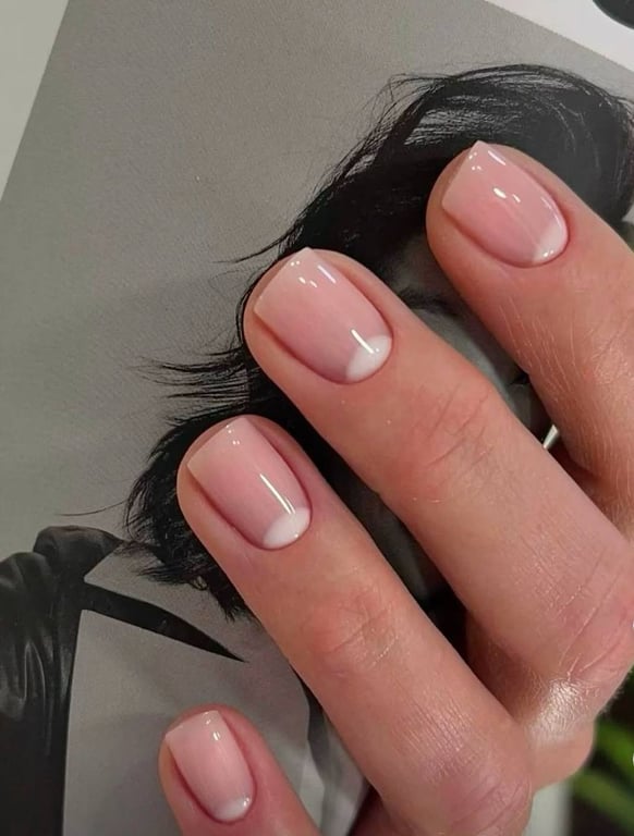 Лункою можна доповнити будь-який образ