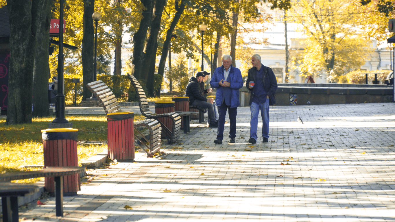 Висока температура та відсутність опадів: погода порадує киян завтра