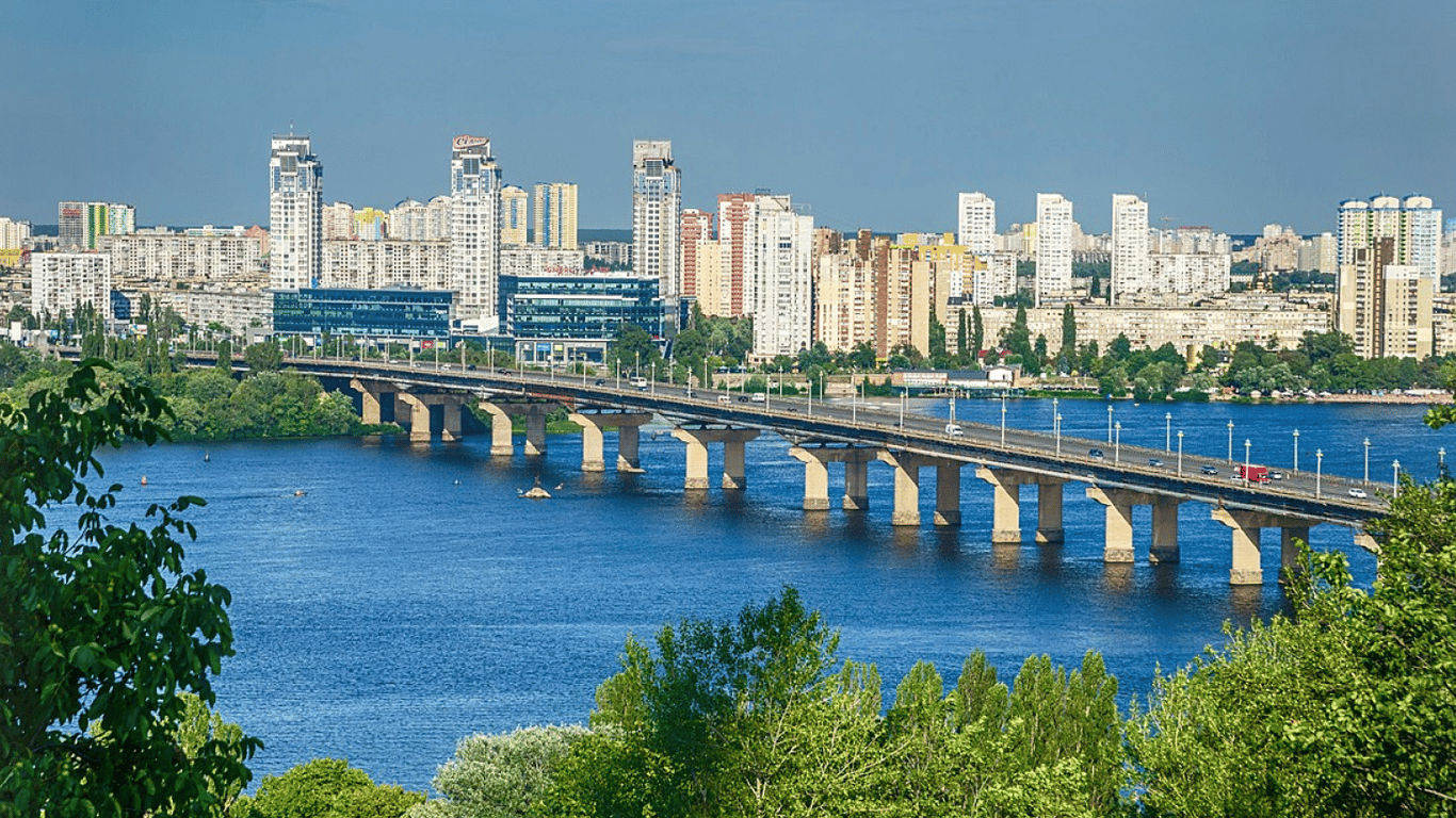 Міст Патона у Києві в аварійному стані — у КМДА б'ють на сполох