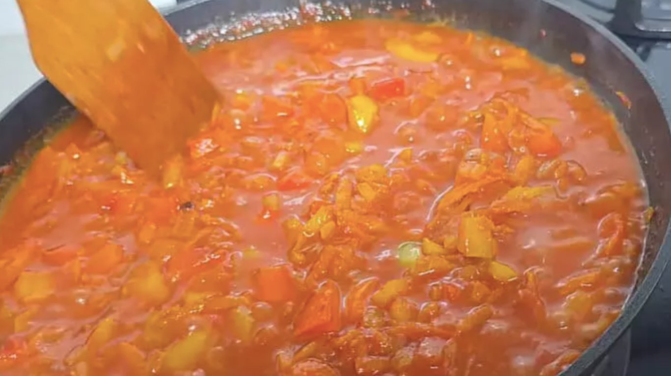 риба в томатному соусі