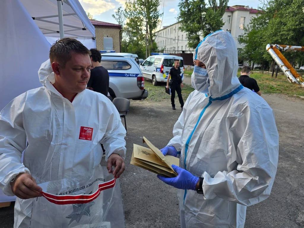 Аварійно-рятувальна операція у Костянтинівці завершена — в МВС назвали кількість загиблих - фото 2