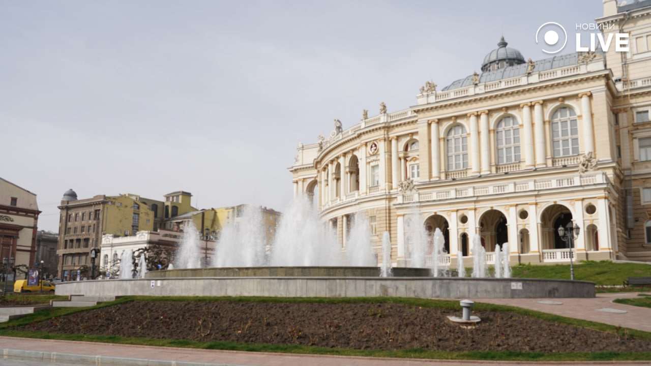 Як минув День сміху в Одесі - фото 2