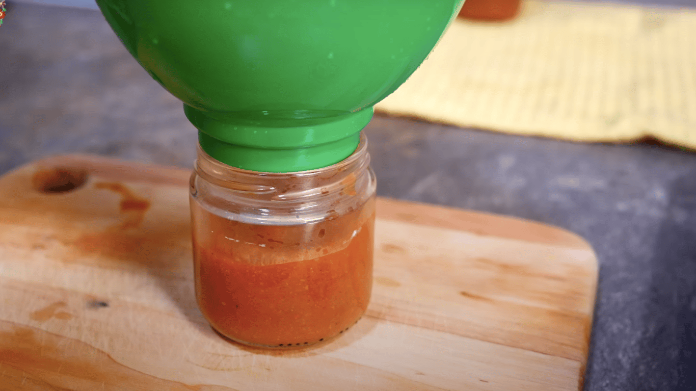 рецепт соусу з кабачків на зиму з томатною пастою