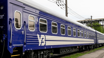 Обстріл пошкодив залізницю на Полтавщині — зміни у русі поїздів - 285x160