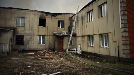 Російський дрон влучив у податкову в центрі Новгорода-Сіверського - 304x171