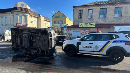 Стычка возле 7-го километра в Одессе — перевернули авто ТЦК - 290x160