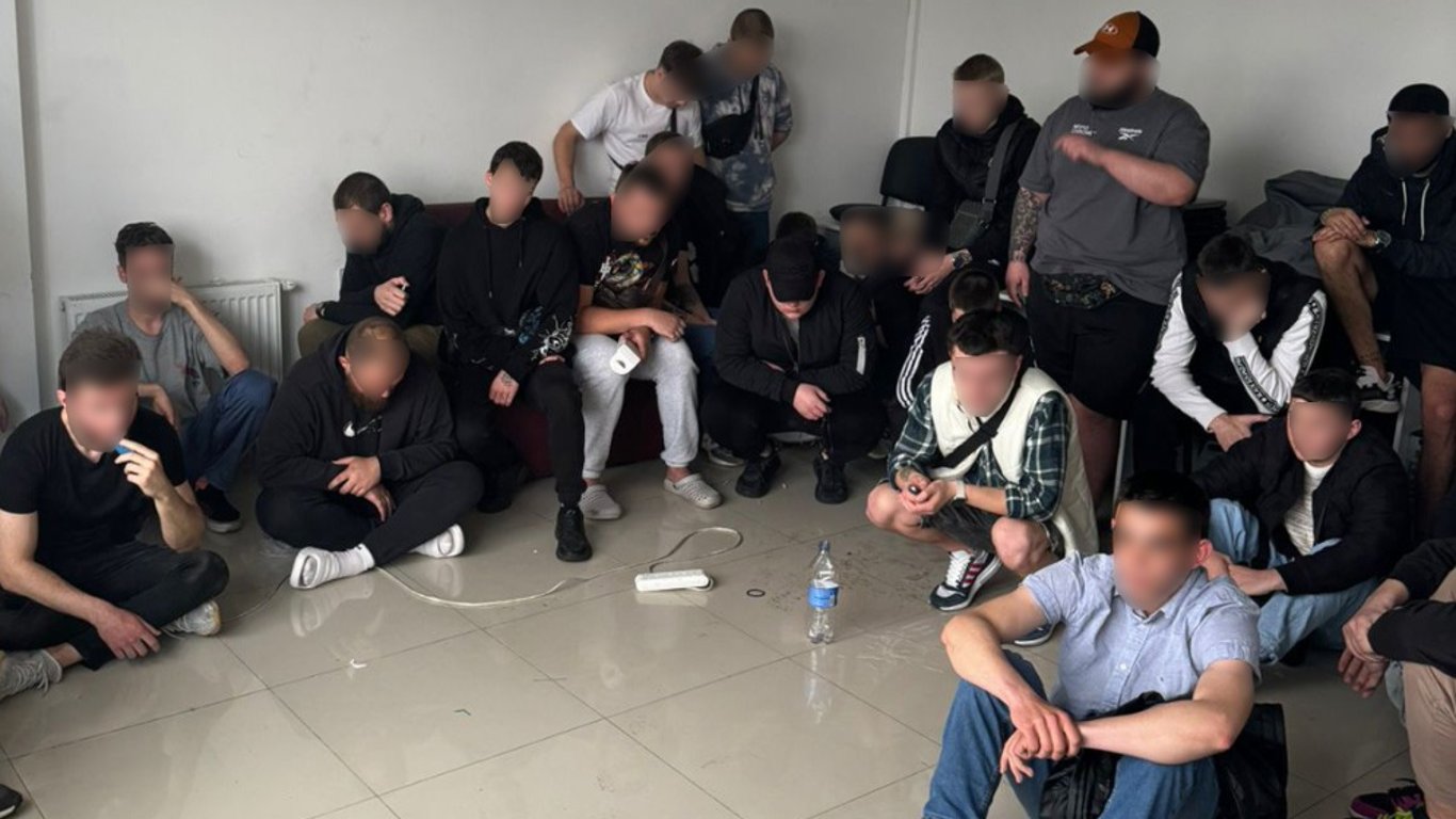 Обікрали іноземців більше ніж на мільйон гривень — в Одесі викрили черговий call-центр