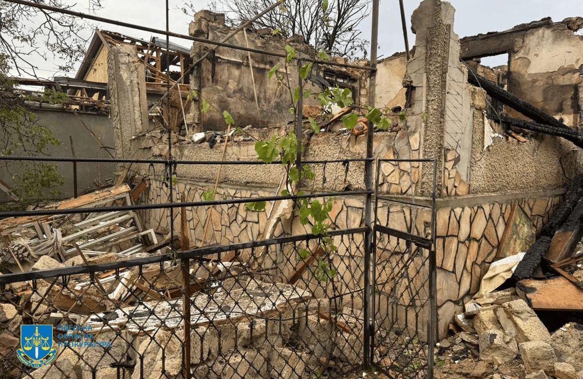 Наслідки нічної атаки беспілотниками на Одещину (фото) - фото 4