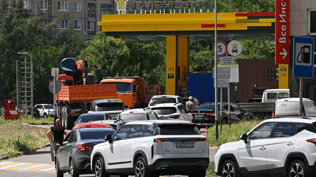 У Росії через дефіцит бензину масово купують коней: попит зріс у кілька разів - 290x166