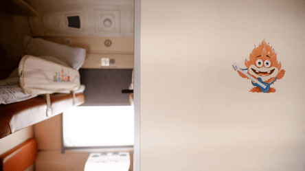 Дитячі вагони УЗ — як подорожують малюки та їх батьки (фото) - 285x160