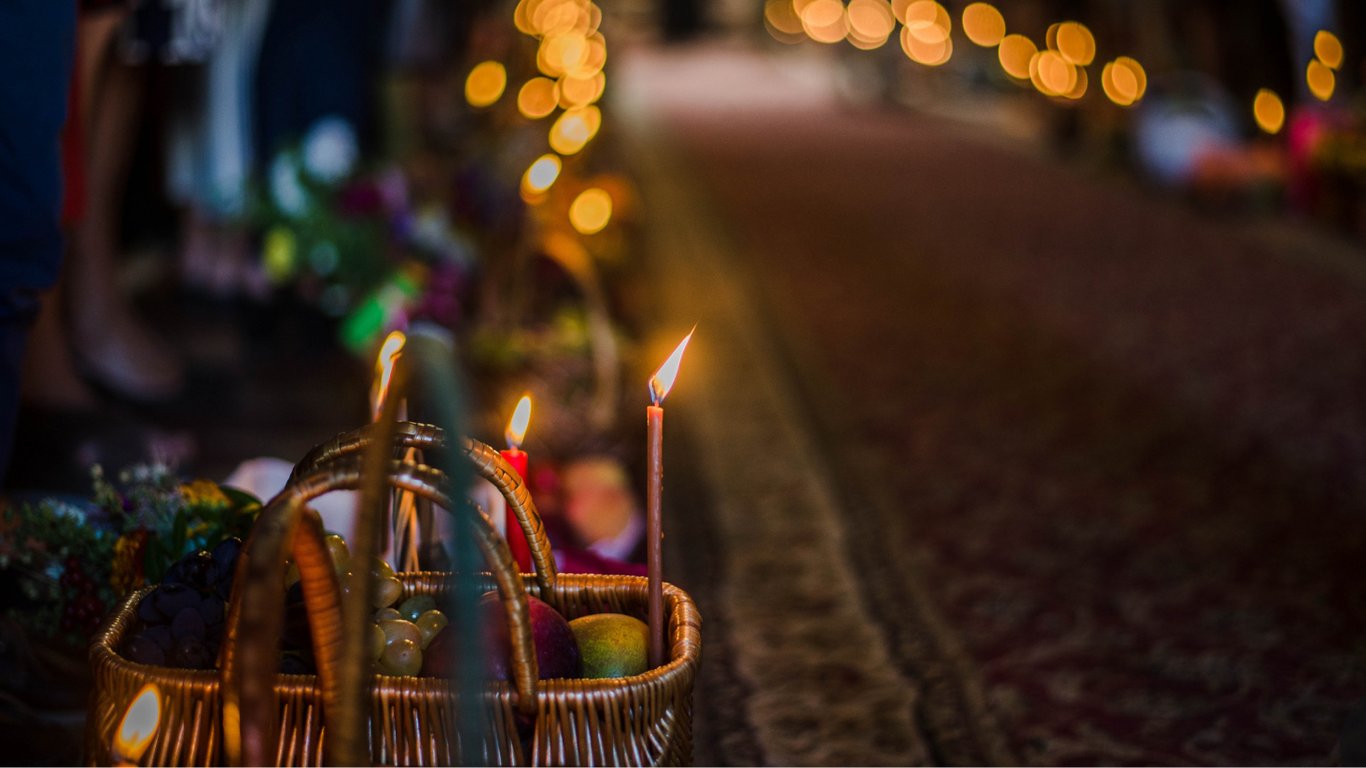 Что нельзя святить в церкви на Яблочный Спас