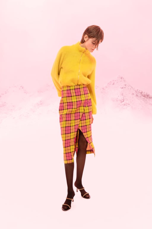 Модель у вбранні з нової колекції Андре Тана. Фото: менеджмент дизайнера.