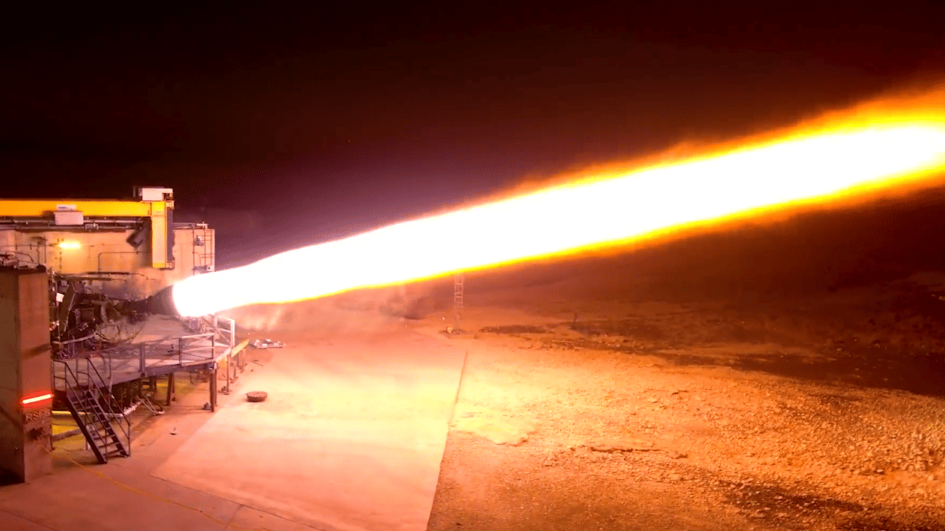Маск показав тестування нового двигуна для ракети Starship